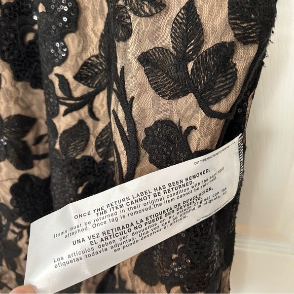 Dress the Population Aspen Floral Lace Midi Dress - Picture 9 of 14